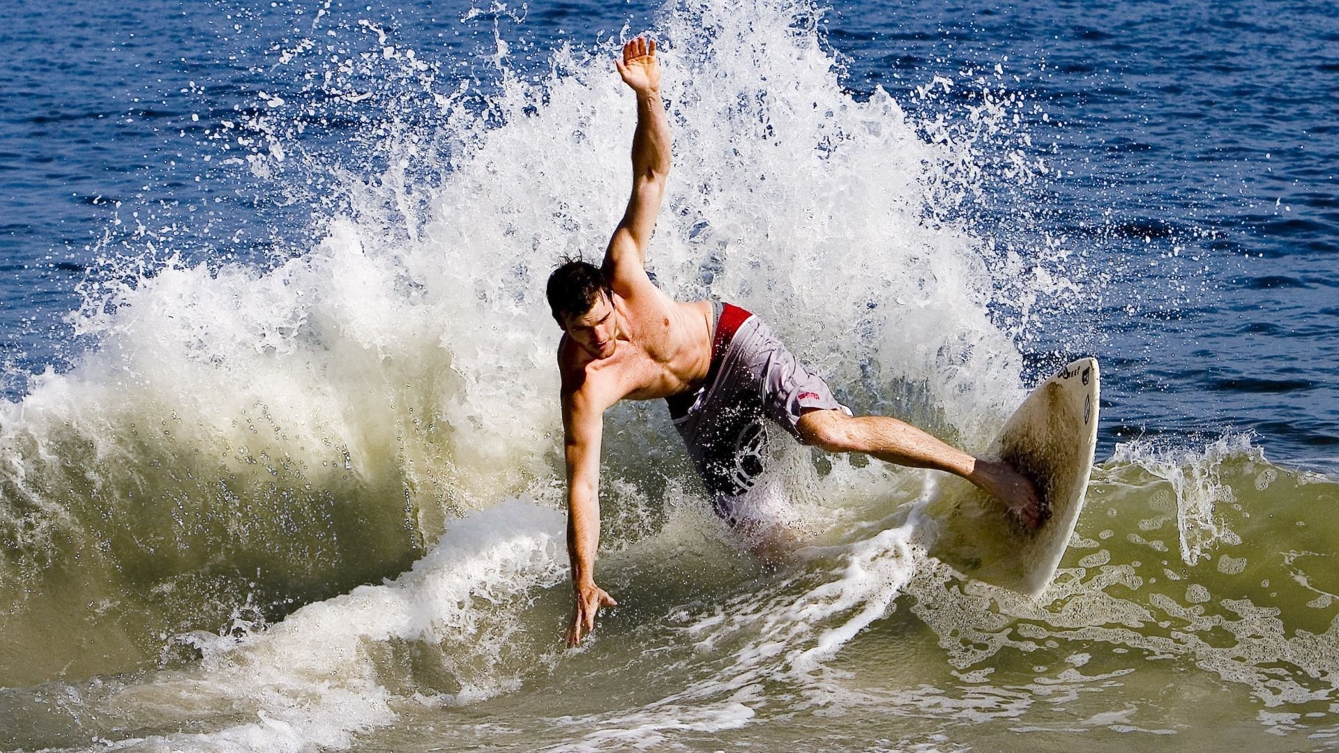 _跨界运动演绎：体育与戏剧的精彩融合_，体育跨越