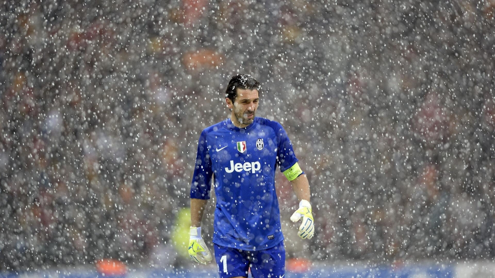 “西甲劲旅捍卫荣誉，战况激烈升级”，意甲老牌劲旅