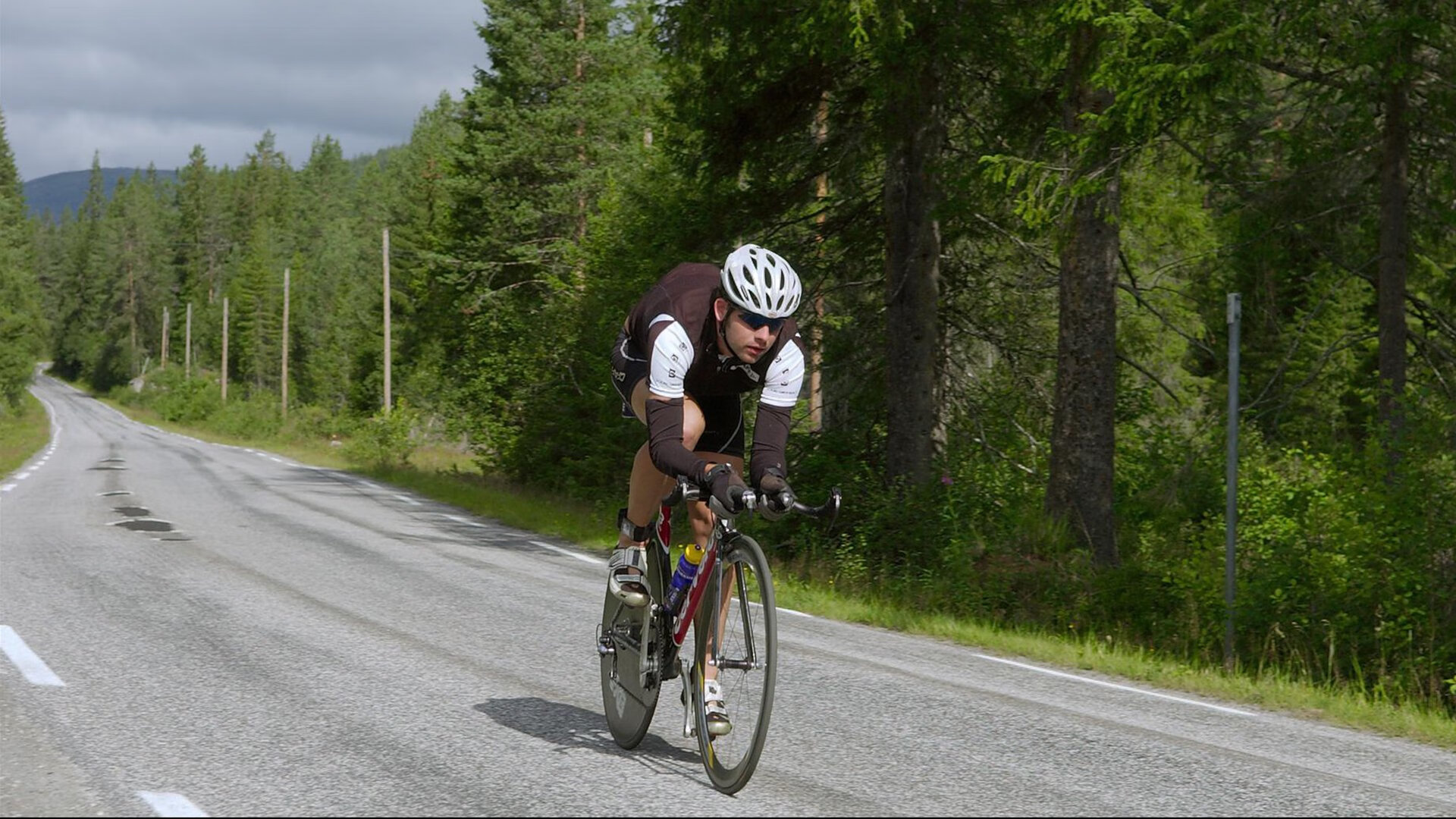 快船压哨战胜太阳，季后赛首轮中乔治砍下47分，快船乔治季后赛数据